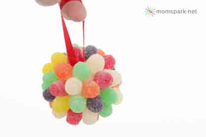 \"gum-drop-ornaments-momspark